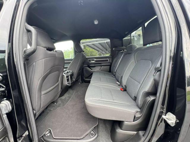 Photo of 2023 Diamond Black Crystal Pearlcoat RAM 1500