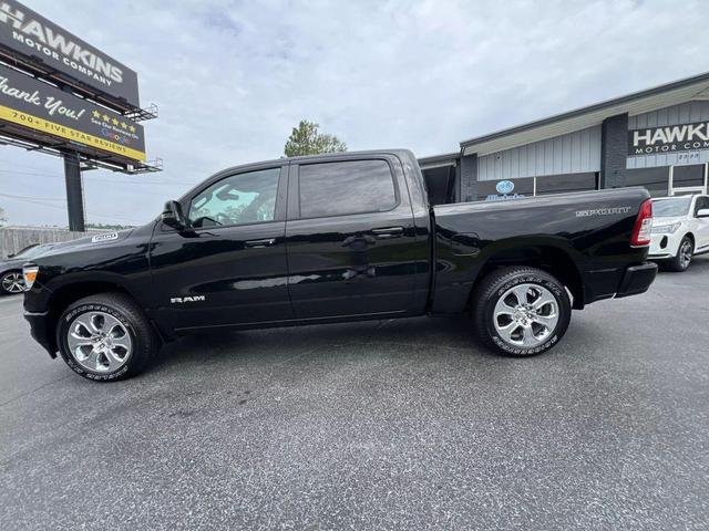 Photo of 2023 Diamond Black Crystal Pearlcoat RAM 1500