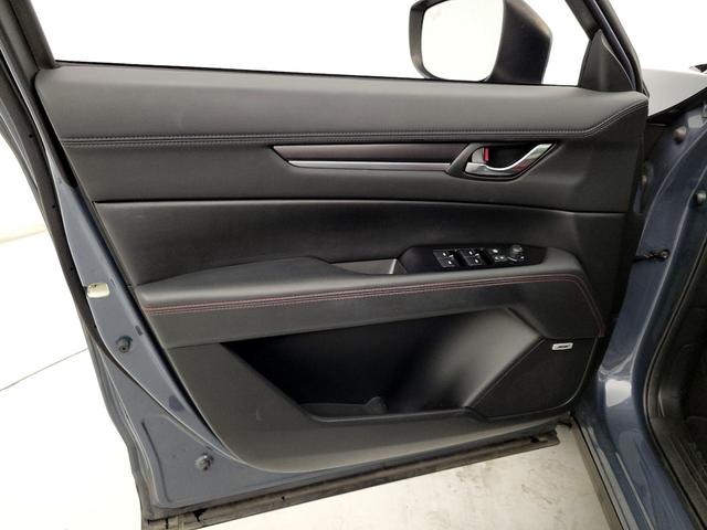 Photo of 2021 Gray Mazda CX-5