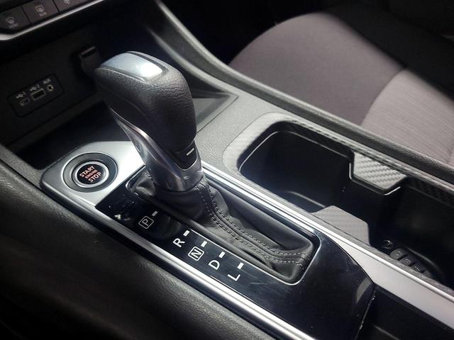 Photo of 2020 Blue Nissan Sentra