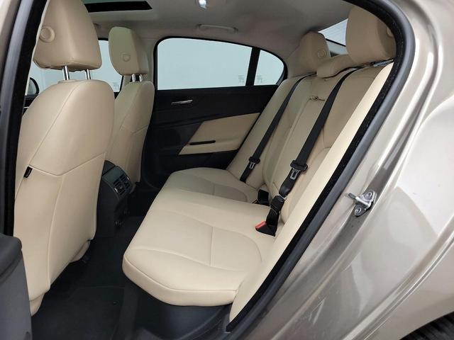 Photo of 2017 Brown Jaguar XE