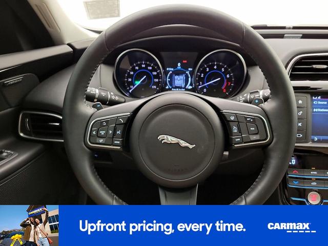 Photo of 2017 Brown Jaguar XE