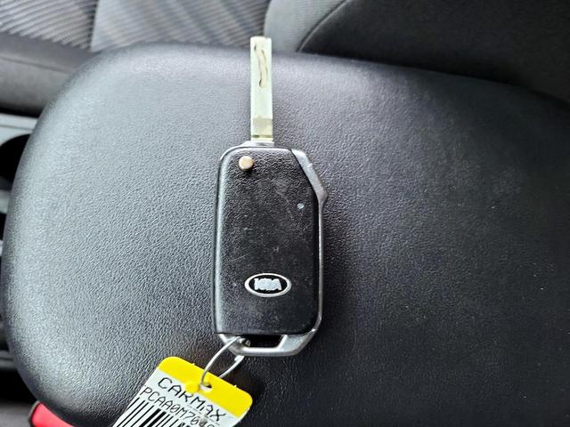 Photo of 2021 Gray Kia Seltos