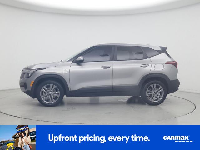 Photo of 2021 Gray Kia Seltos