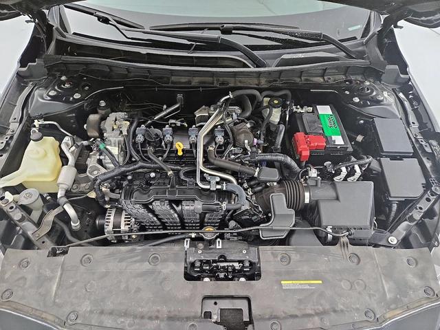 Photo of 2022 Black Nissan Altima