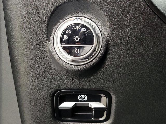 Photo of 2024 Black Mercedes-Benz C-Class