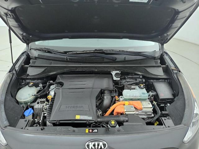 Photo of 2019 Gray Kia Niro