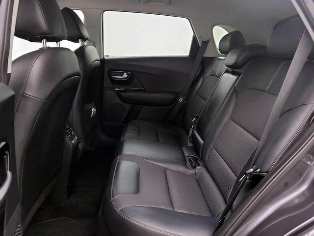 Photo of 2019 Gray Kia Niro