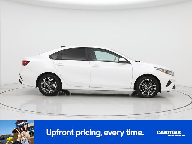 Photo of 2023 White Kia Forte