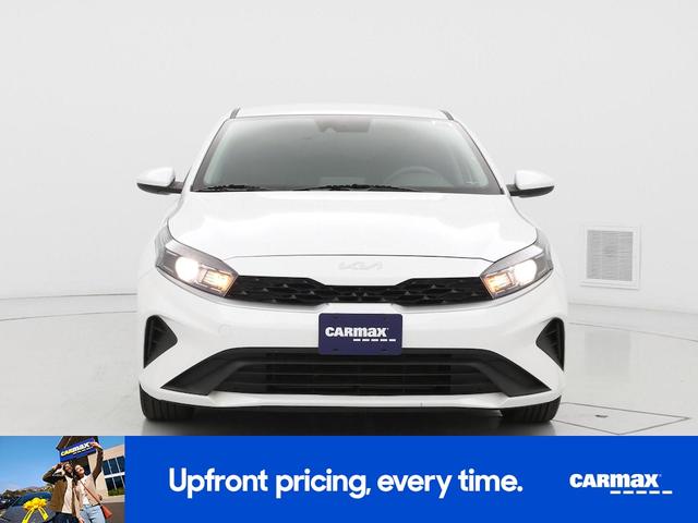 Photo of 2023 White Kia Forte