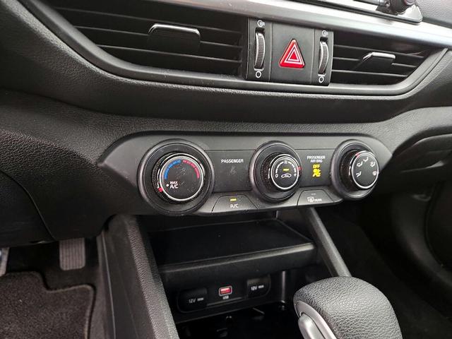 Photo of 2023 White Kia Forte