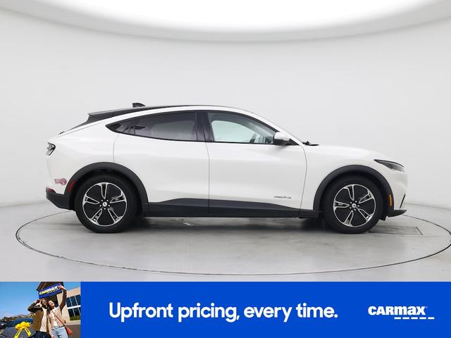 Photo of 2021 White Ford Mustang Mach-E