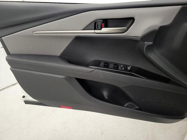 Photo of 2025 White Toyota Camry