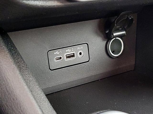 Photo of 2022 Red Nissan Sentra