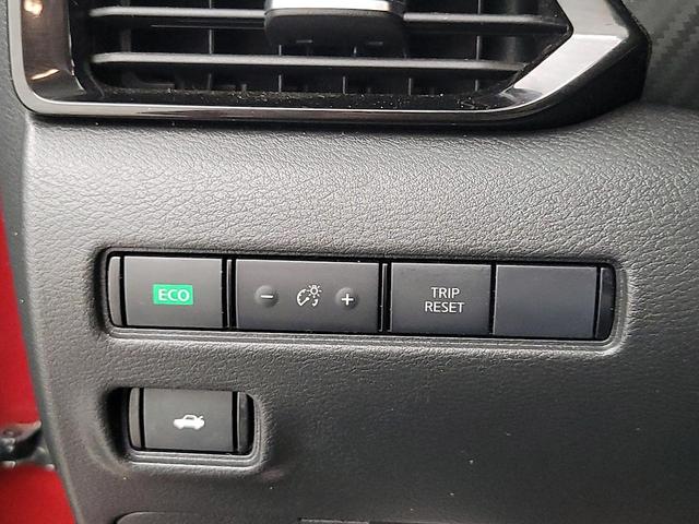Photo of 2022 Red Nissan Sentra