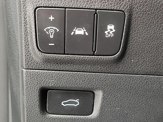 Photo of 2024 Gray Kia K5
