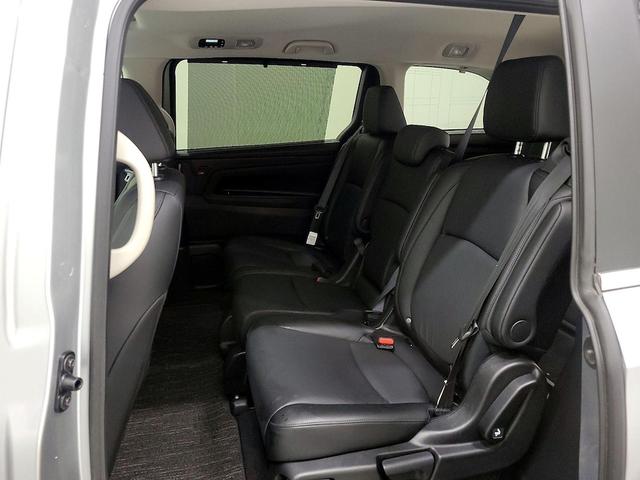 Photo of 2025 Silver Honda Odyssey