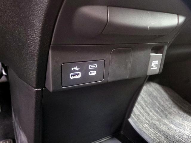 Photo of 2025 Silver Honda Odyssey
