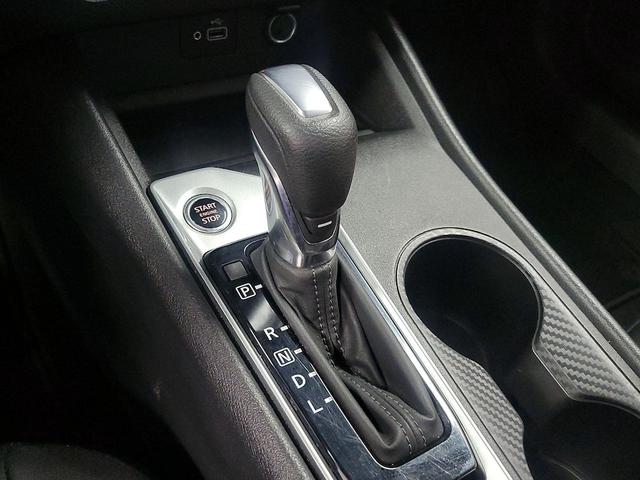 Photo of 2024 Gray Nissan Altima