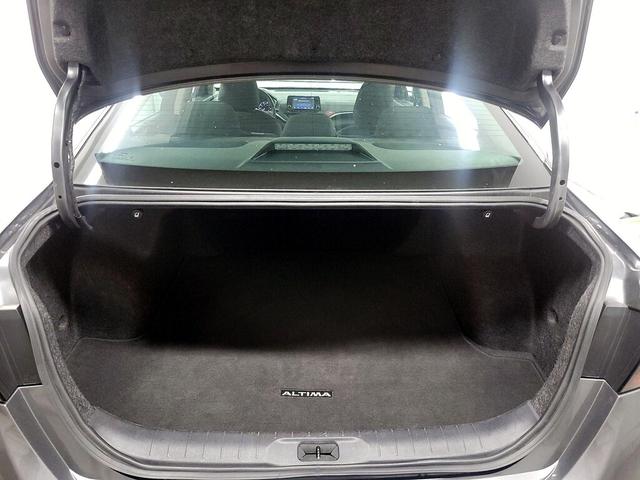 Photo of 2024 Gray Nissan Altima