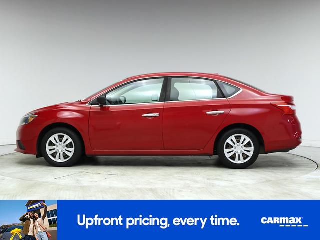 Photo of 2017 Red Nissan Sentra