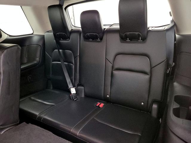 Photo of 2023 Black Nissan Pathfinder
