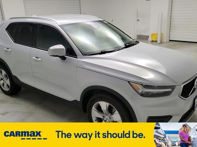 2020 Volvo XC40