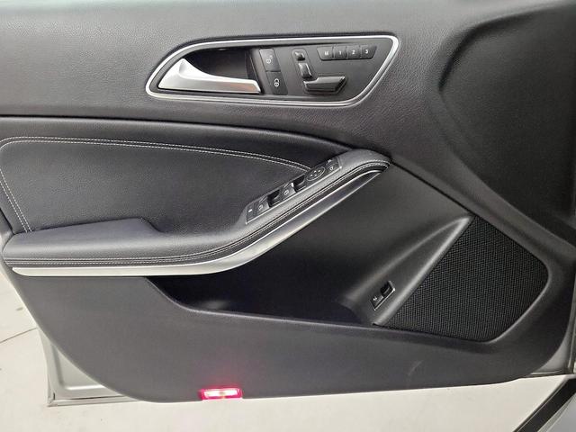 Photo of 2017 Silver Mercedes-Benz GLA 250