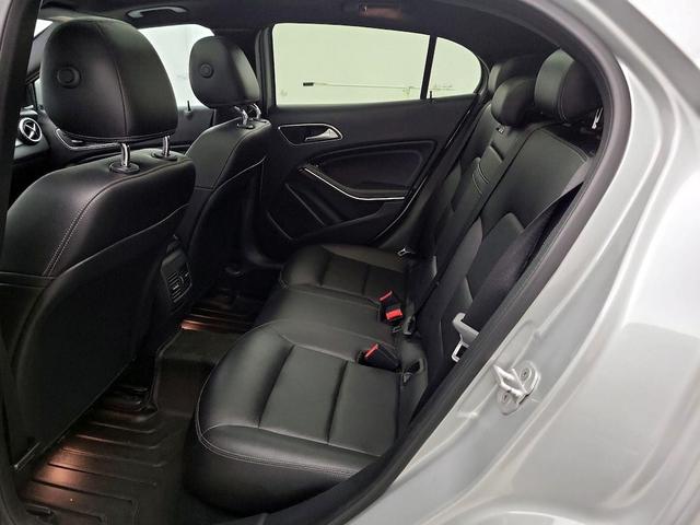 Photo of 2017 Silver Mercedes-Benz GLA 250
