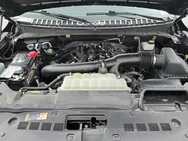 Photo of 2023 Black Lincoln Navigator L