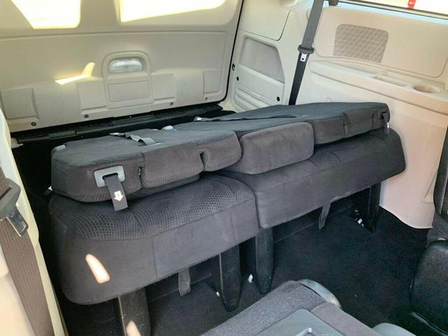 Photo of 2014 Billet Silver Metallic Clearcoat Dodge Grand Caravan