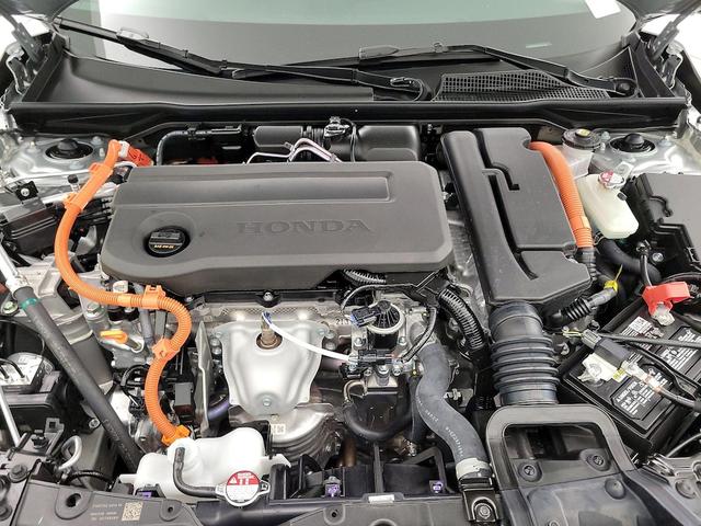Photo of 2025 Silver Honda Civic Hybrid