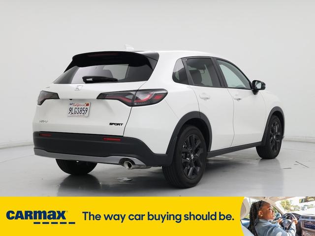Photo of 2024 White Honda HR-V