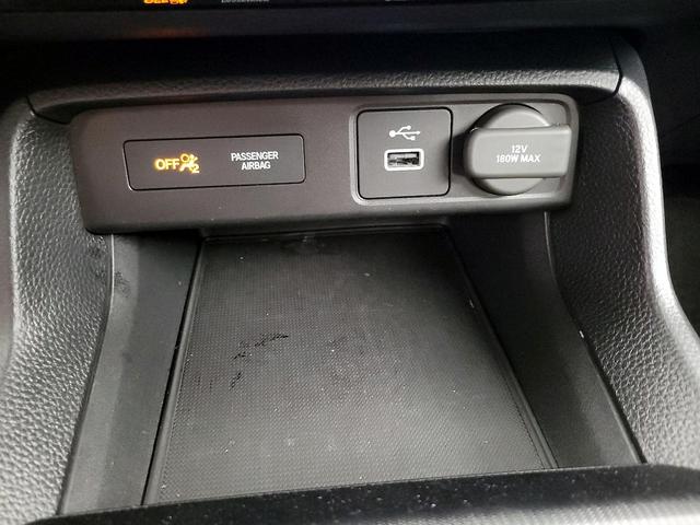 Photo of 2023 White Honda Civic