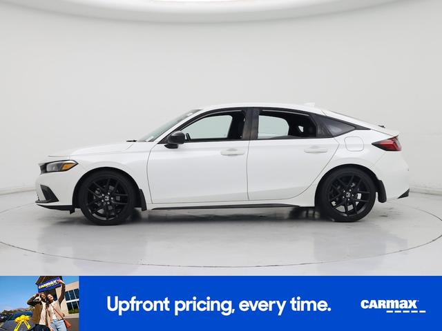 Photo of 2023 White Honda Civic