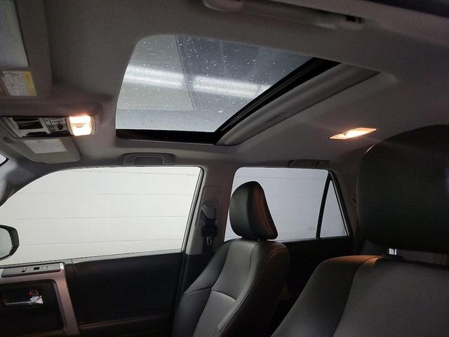 Photo of 2023 White Toyota 4Runner