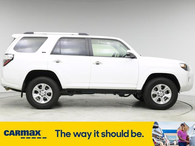 Photo of 2023 White Toyota 4Runner