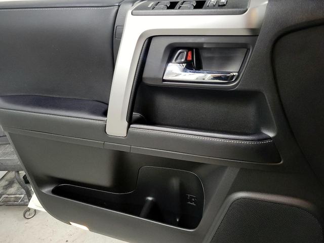 Photo of 2023 White Toyota 4Runner