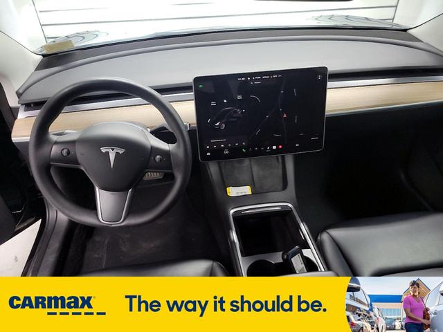 Photo of 2023 Black Tesla Model 3