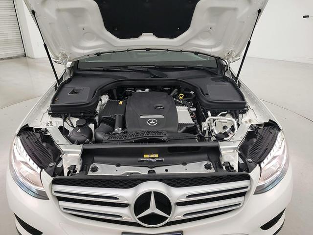 Photo of 2019 White Mercedes-Benz GLC 300