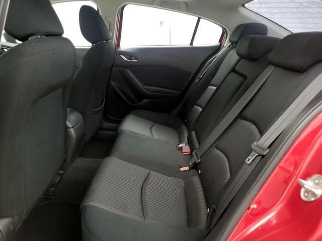 Photo of 2016 Red Mazda Mazda3