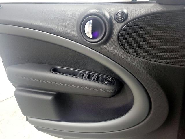Photo of 2015 Gray MINI Countryman