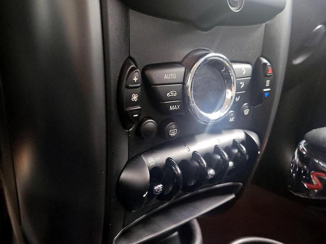 Photo of 2015 Gray MINI Countryman
