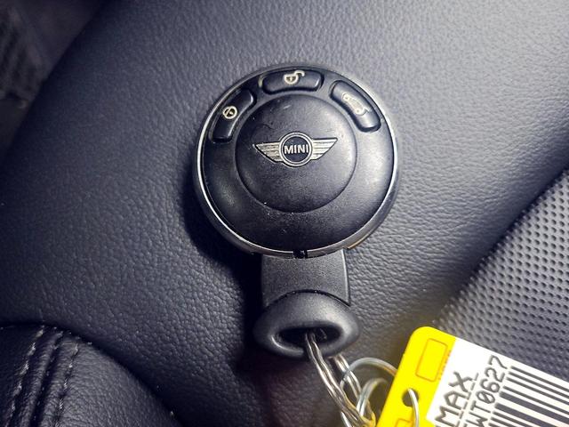 Photo of 2015 Gray MINI Countryman