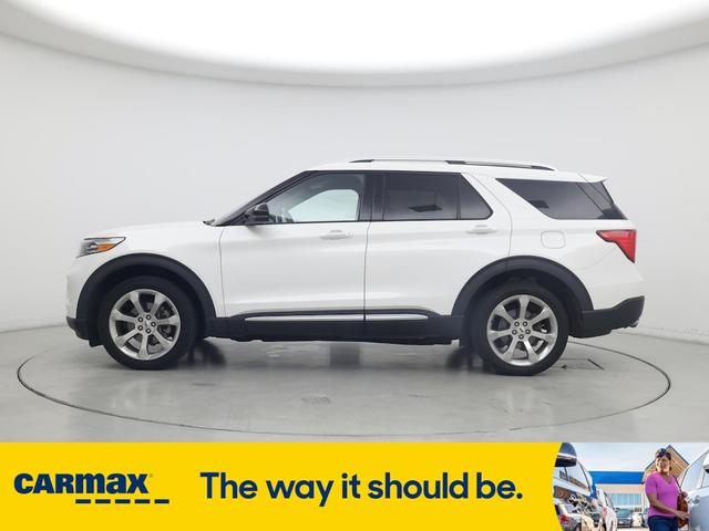 Photo of 2020 White Ford Explorer