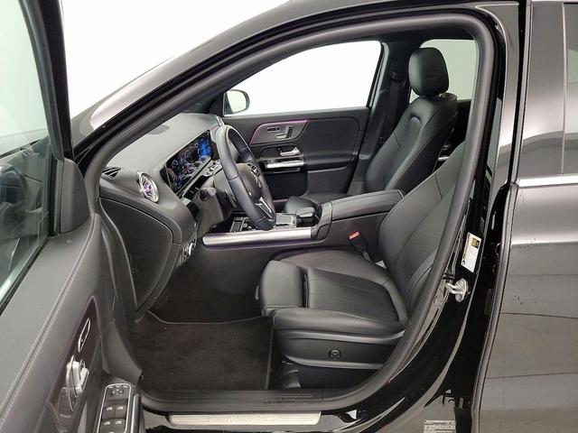 Photo of 2021 Black Mercedes-Benz GLA 250