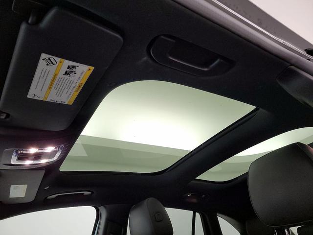 Photo of 2021 Black Mercedes-Benz GLA 250