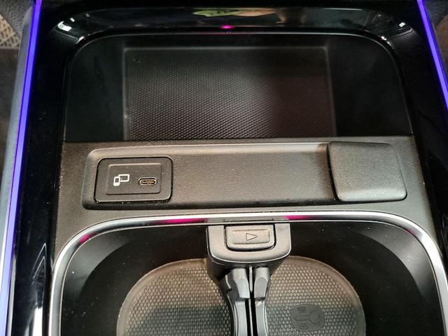 Photo of 2021 Black Mercedes-Benz GLA 250