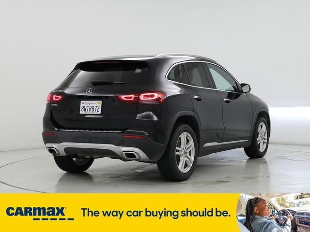 Photo of 2021 Black Mercedes-Benz GLA 250