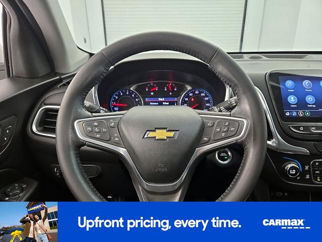 Photo of 2022 White Chevrolet Equinox